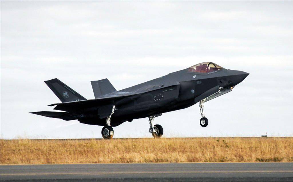 危在旦夕！俄军3架米格-31遭北约F-35A拦截，要对爱沙尼亚下手？