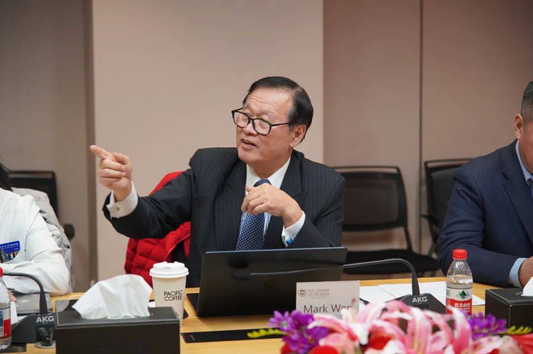 “国际”新闻｜芝加哥大学医学中心到访北大国际医院 共话神经医学合作