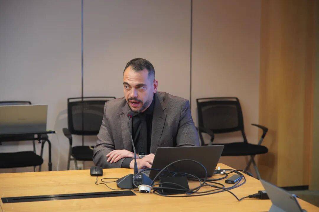 “国际”新闻｜芝加哥大学医学中心到访北大国际医院 共话神经医学合作