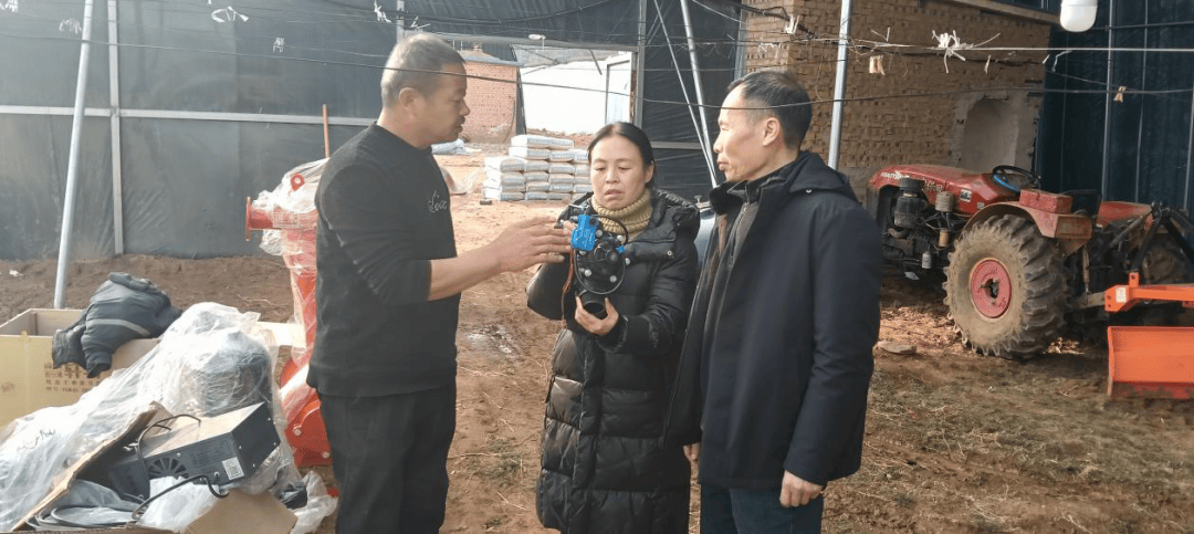 科技特派员送“技”下乡 护航蔬菜冬季安全生产